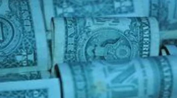 مصرف أبو ظبي الإسلامي يسجل أعلى سعر لشراء الدولار مقابل العملة المحلية